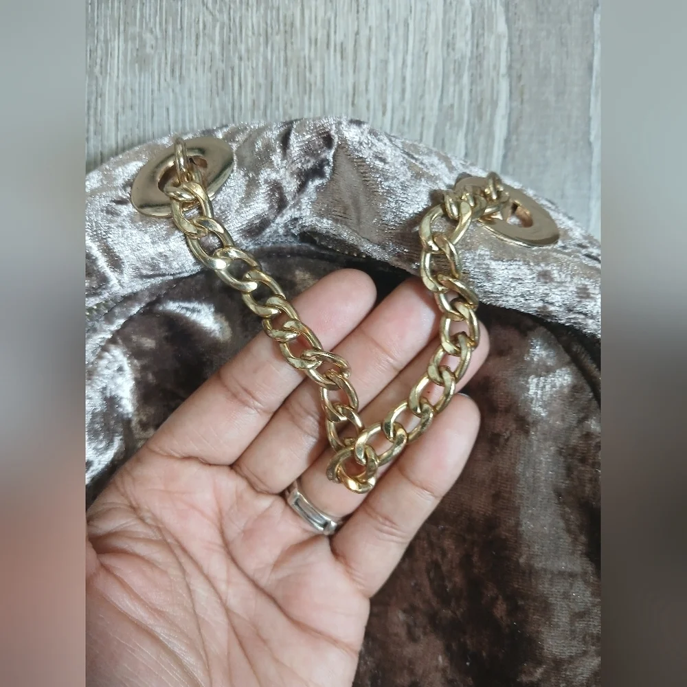 Aldo Elegant Velvet Chain Strap Bag Small/med